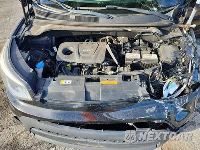 Zdjęcie 12 z 13 samochodu: 2017 KIA SOUL BASE VIN:KNDJN2A21H7468582 - miniatura