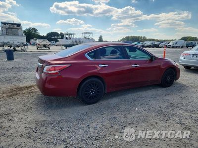 Trzecie zdjęcie samochodu z tyłu: 2015 NISSAN ALTIMA 2.5 S VIN:1N4AL3AP4FN366375 - miniatura