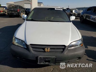 Piąte zdjęcie samochodu w środku: 2002 HONDA ACCORD EX VIN:1HGCG66862A129433 - miniatura