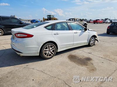 Trzecie zdjęcie samochodu z tyłu: 2014 FORD FUSION SE VIN:1FA6P0H79E5352503 - miniatura