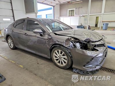 Czwarte zdjęcie samochodu z boku: 2022 TOYOTA CAMRY LE VIN:4T1R11AK6NU076537 - miniatura