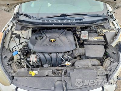 Zdjęcie 11 z 12 samochodu: 2013 HYUNDAI ELANTRA GLS VIN:5NPDH4AE4DH392064 - miniatura