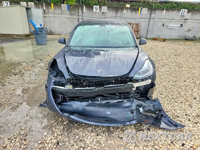 Piąte zdjęcie samochodu w środku: 2023 TESLA MODEL 3 VIN:5YJ3E1EC7PF668865 - miniatura