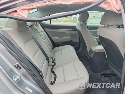 Zdjęcie 10 z 12 samochodu: 2017 HYUNDAI ELANTRA SE VIN:KMHD74LF5HU428411 - miniatura