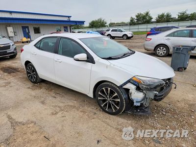 Czwarte zdjęcie samochodu z boku: 2017 TOYOTA COROLLA SE VIN:5YFBURHE5HP650820 - miniatura
