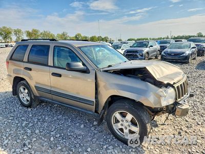 Czwarte zdjęcie samochodu z boku: 2006 JEEP GRAND CHEROKEE LAREDO VIN:1J4GR48K96C277913 - miniatura