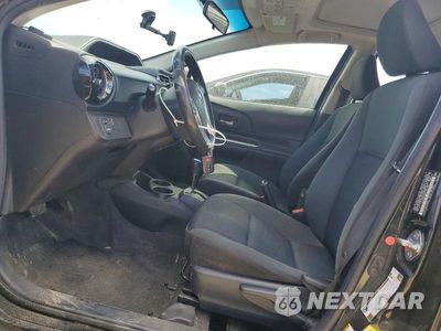 Zdjęcie 7 z 12 samochodu: 2015 TOYOTA PRIUS C THREE VIN:JTDKDTB38F1097795 - miniatura