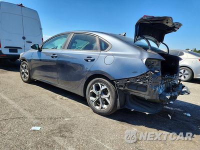 Drugie zdjęcie samochodu z przodu: 2019 KIA FORTE LXS VIN:3KPF24AD1KE071179 - miniatura