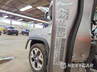 Zdjęcie 13 z 13 samochodu: 2020 JEEP COMPASS LIMITED VIN:3C4NJDCB6LT196671 - miniatura