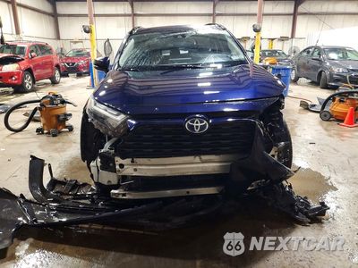 Piąte zdjęcie samochodu w środku: 2022 TOYOTA RAV4 XLE VIN:4T3RWRFV7NU054654 - miniatura