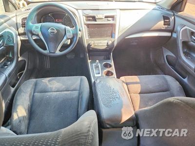 Zdjęcie 8 z 12 samochodu: 2015 NISSAN ALTIMA 2.5 S VIN:1N4AL3AP3FC287789 - miniatura