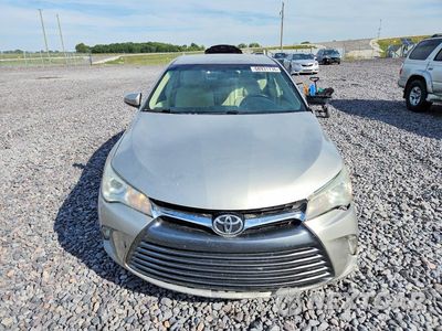 Piąte zdjęcie samochodu w środku: 2016 TOYOTA CAMRY LE VIN:4T4BF1FK3GR522440 - miniatura