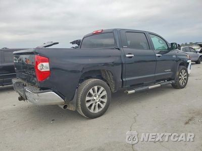 Trzecie zdjęcie samochodu z tyłu: 2015 TOYOTA TUNDRA CREWMAX LIMITED VIN:5TFHW5F1XFX422856 - miniatura