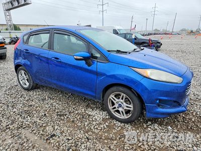 Czwarte zdjęcie samochodu z boku: 2018 FORD FIESTA SE VIN:3FADP4EJ3JM126234 - miniatura