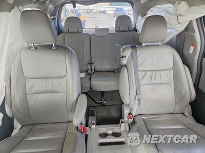Zdjęcie 10 z 14 samochodu: 2016 TOYOTA SIENNA XLE 8-PASSENGER VIN:5TDYK3DC2GS752731 - miniatura