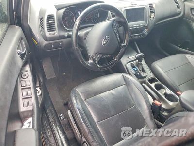 Zdjęcie 8 z 12 samochodu: 2017 KIA FORTE EX VIN:3KPFL4A80HE128853 - miniatura
