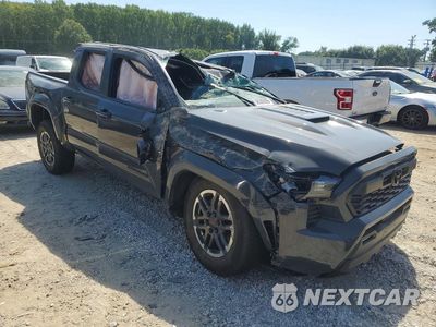 Czwarte zdjęcie samochodu z boku: 2026 TOYOTA TACOMA TRD SPORT VIN:3TMLB5JN9TM298127 - miniatura