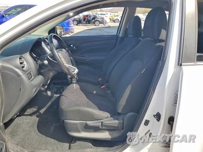 Zdjęcie 7 z 12 samochodu: 2017 NISSAN VERSA 1.6 S VIN:3N1CN7AP2HL867839 - miniatura