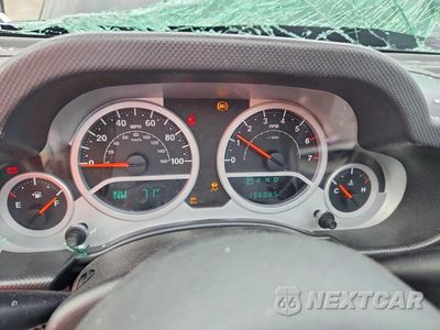 Zdjęcie 9 z 12 samochodu: 2010 JEEP WRANGLER UNLIMITED SPORT VIN:1J4BA3H18AL127612 - miniatura