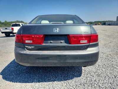 Zdjęcie 6 z 12 samochodu: 2005 HONDA ACCORD LX VIN:1HGCM56445A098171 - miniatura