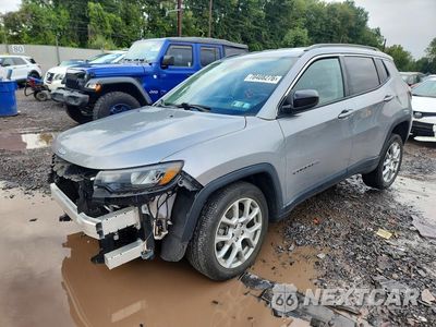 2022 JEEP COMPASS LATITUDE LUX 3C4NJDFB3NT235568 - główne zdjęcie licytacji z USA - miniatura