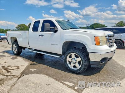 Czwarte zdjęcie samochodu z boku: 2011 GMC SIERRA K2500 SLE VIN:1GT220CG6BZ434319 - miniatura