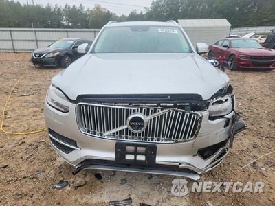 Piąte zdjęcie samochodu w środku: 2018 VOLVO XC90 T6 VIN:YV4A22PL1J1371509 - miniatura