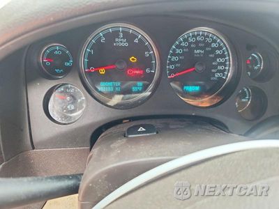 Zdjęcie 9 z 13 samochodu: 2011 GMC YUKON XL DENALI VIN:1GKS2MEF5BR375909 - miniatura