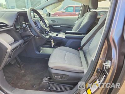 Zdjęcie 7 z 13 samochodu: 2024 TOYOTA SIENNA LE VIN:5TDKRKEC9RS209924 - miniatura