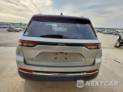 Zdjęcie 6 z 14 samochodu: 2023 JEEP GRAND CHEROKEE LAREDO VIN:1C4RJHAG0P8910922 - miniatura