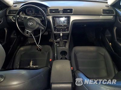 Zdjęcie 8 z 13 samochodu: 2014 VOLKSWAGEN PASSAT S VIN:1VWAT7A37EC111189 - miniatura