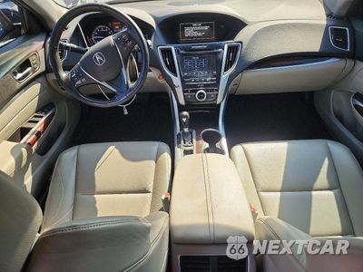 Zdjęcie 8 z 12 samochodu: 2017 ACURA TLX VIN:19UUB1F31HA008392 - miniatura