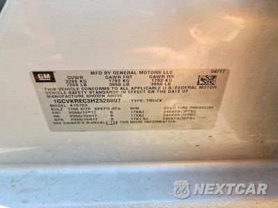 Zdjęcie 12 z 12 samochodu: 2017 CHEVROLET SILVERADO K1500 LT VIN:1GCVKREC3HZ328897 - miniatura