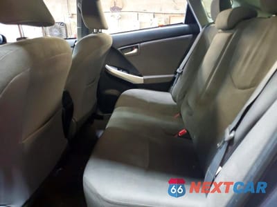 Zdjęcie 10 z 12 samochodu: 2015 TOYOTA PRIUS TWO VIN:JTDKN3DU0F0438146 - miniatura