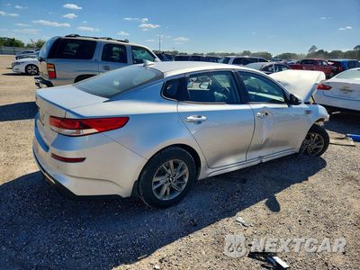 Trzecie zdjęcie samochodu z tyłu: 2020 KIA OPTIMA LX VIN:5XXGT4L35LG446599 - miniatura