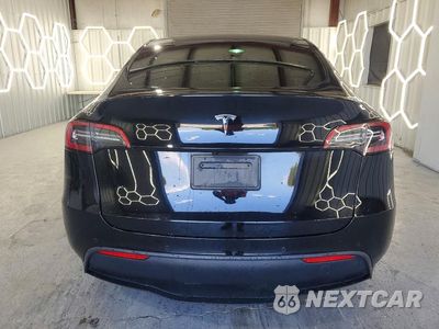 Zdjęcie 6 z 13 samochodu: 2023 TESLA MODEL Y VIN:7SAYGAEE8PF584543 - miniatura