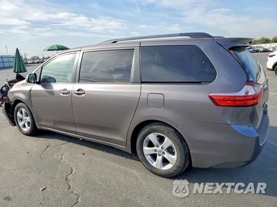 Drugie zdjęcie samochodu z przodu: 2015 TOYOTA SIENNA LE VIN:5TDKK3DCXFS621308 - miniatura