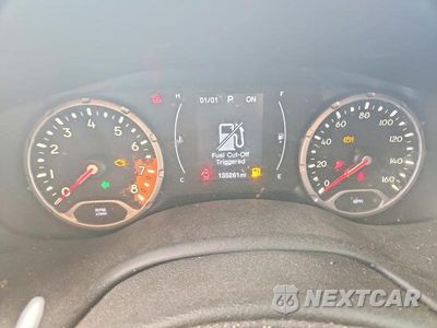 Zdjęcie 9 z 14 samochodu: 2017 JEEP RENEGADE SPORT VIN:ZACCJBAB4HPG51790 - miniatura