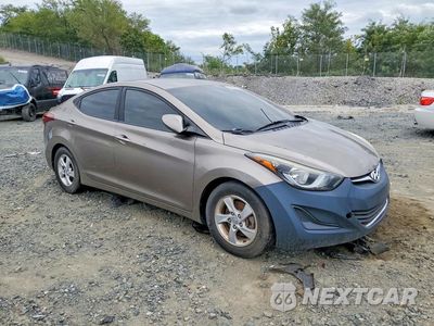 Czwarte zdjęcie samochodu z boku: 2015 HYUNDAI ELANTRA SE VIN:5NPDH4AE7FH591032 - miniatura
