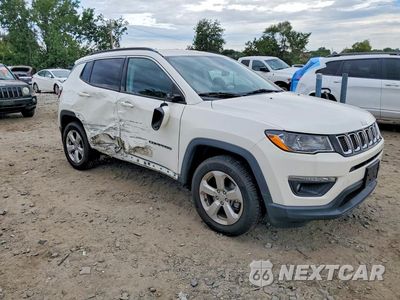 Czwarte zdjęcie samochodu z boku: 2020 JEEP COMPASS LATITUDE VIN:3C4NJDBB2LT150384 - miniatura