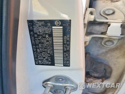 Zdjęcie 12 z 12 samochodu: 2013 TOYOTA PRIUS C ONE VIN:JTDKDTB31D1540382 - miniatura