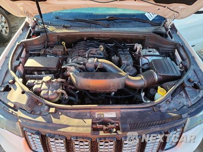 Zdjęcie 12 z 13 samochodu: 2018 JEEP GRAND CHEROKEE LAREDO VIN:1C4RJFAG2JC342889 - miniatura