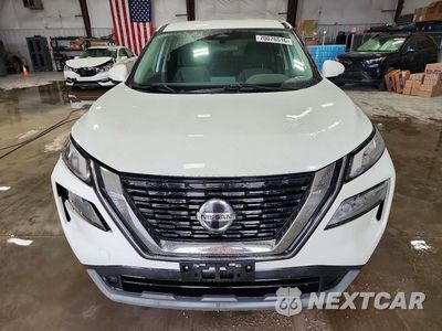 Piąte zdjęcie samochodu w środku: 2021 NISSAN ROGUE SV VIN:5N1AT3BA7MC769064 - miniatura