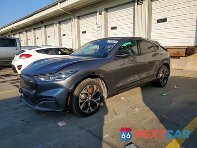 2023 FORD MUSTANG MACH-E PREMIUM 3FMTK3SU3PMA97979 - główne zdjęcie licytacji z USA - miniatura