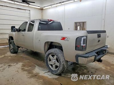 Drugie zdjęcie samochodu z przodu: 2008 CHEVROLET SILVERADO K2500 HEAVY DUTY VIN:1GCHK29668E137863 - miniatura