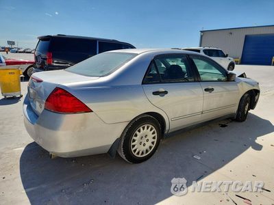 Trzecie zdjęcie samochodu z tyłu: 2007 HONDA ACCORD VALUE VIN:1HGCM56167A163465 - miniatura