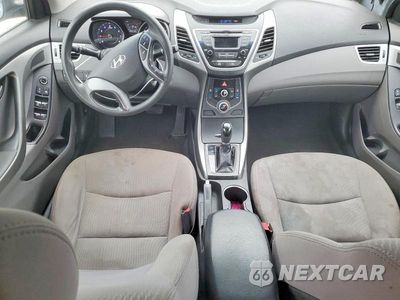 Zdjęcie 8 z 12 samochodu: 2015 HYUNDAI ELANTRA SE VIN:5NPDH4AE1FH648387 - miniatura