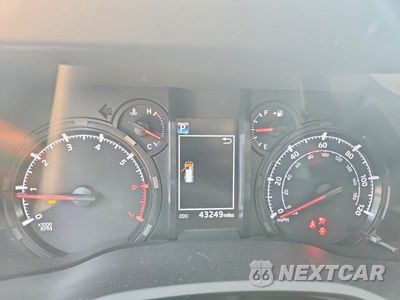 Zdjęcie 9 z 13 samochodu: 2023 TOYOTA 4RUNNER SR5 PREMIUM VIN:JTENU5JR6P6152906 - miniatura