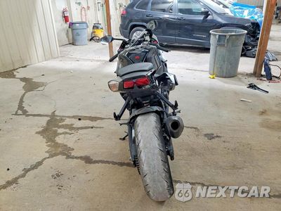 Czwarte zdjęcie samochodu z boku: 2024 SUZUKI GSX-R750 VIN:JS1GR7MA4R7100598 - miniatura