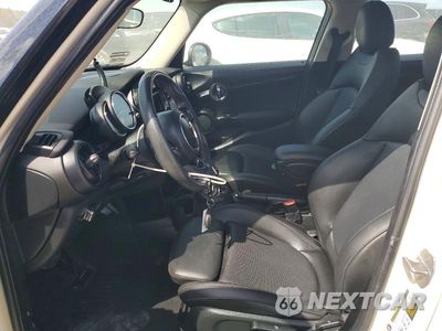 Zdjęcie 7 z 12 samochodu: 2020 MINI COOPER S VIN:WMWXU9C07L2L56292 - miniatura